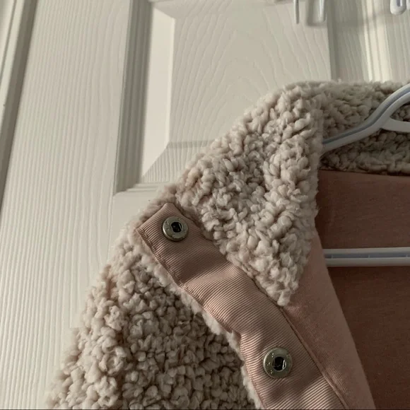 Pale Mauve Teddy Jacket - Picture 4 of 6